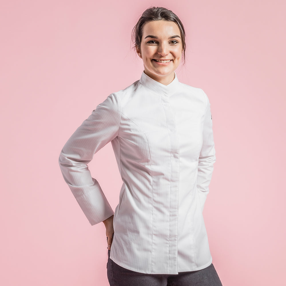 https://clementdesignusa.com/cdn/shop/files/Valencia-womens-long-sleeve-fitted-chef-jacket-white-pinstripe-material-design-detail_1600x.jpg?v=1678808381